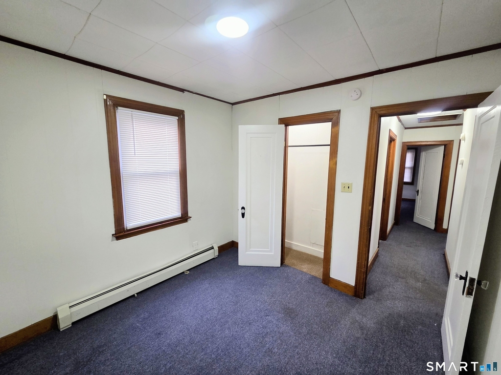 387 Putnam Pike - Photo 10