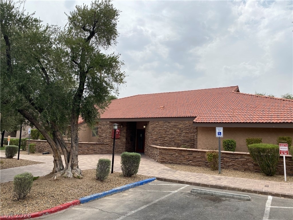 1455 E Katie Avenue - Photo 1