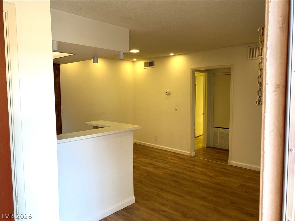 1455 E Katie Avenue - Photo 5