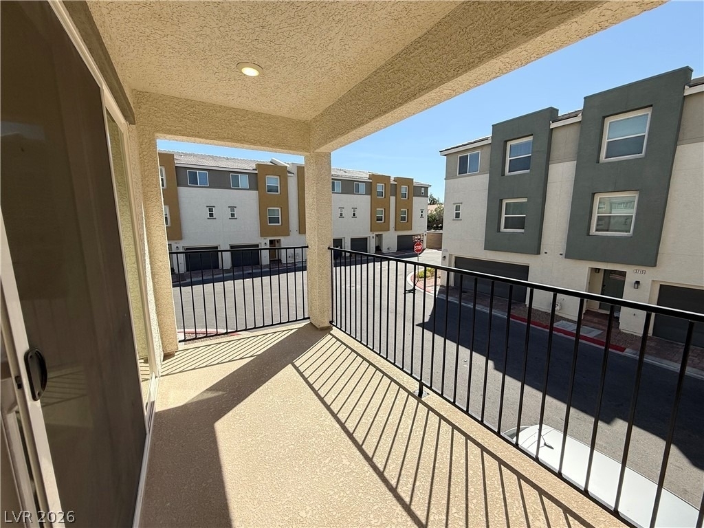 3720 Brilliant Sunset Street - Photo 29