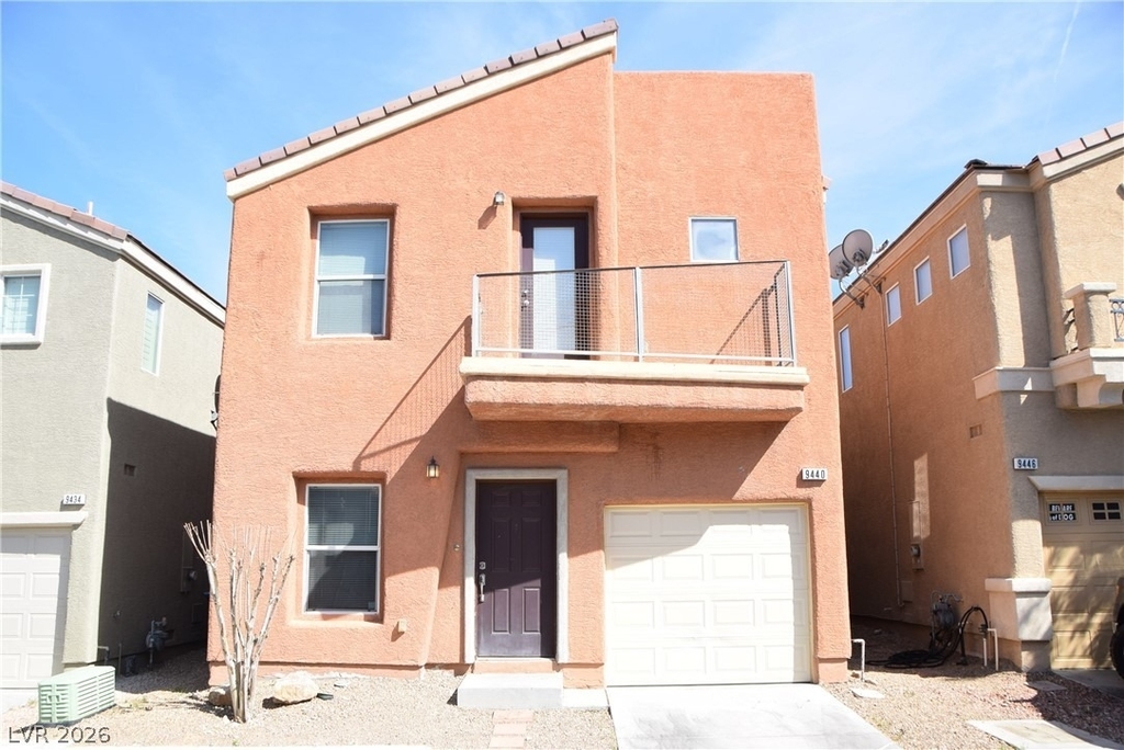 9440 Crimson Sky Street - Photo 0