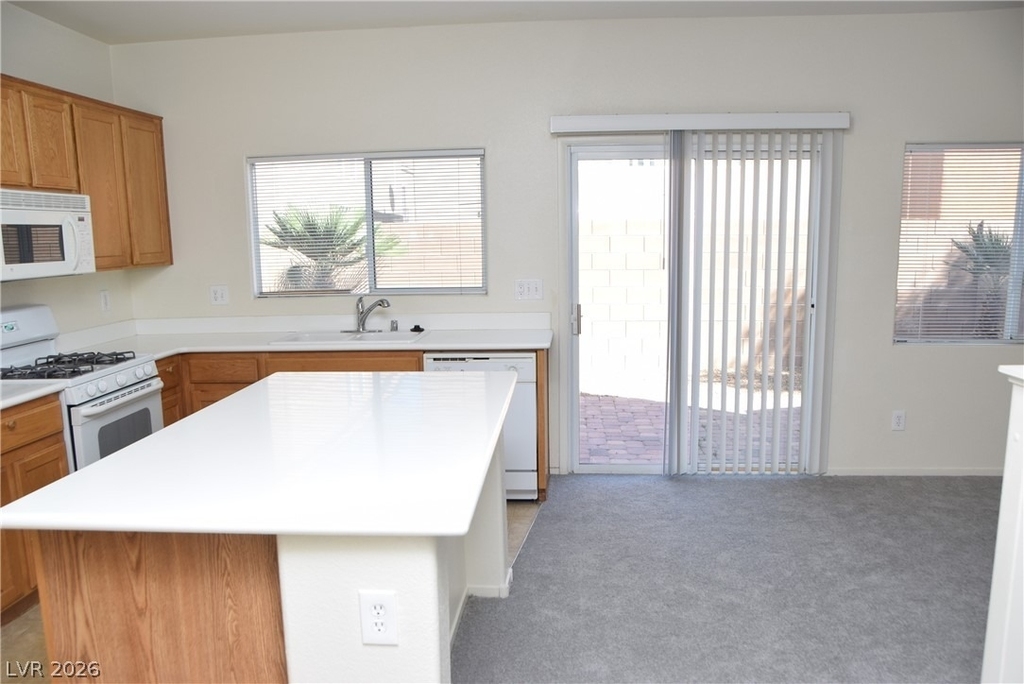 9440 Crimson Sky Street - Photo 10