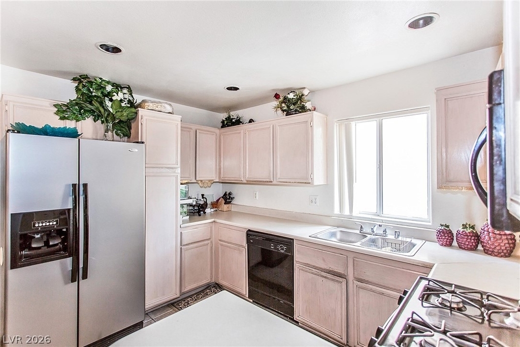 5237 Steinbrenner Lane - Photo 5