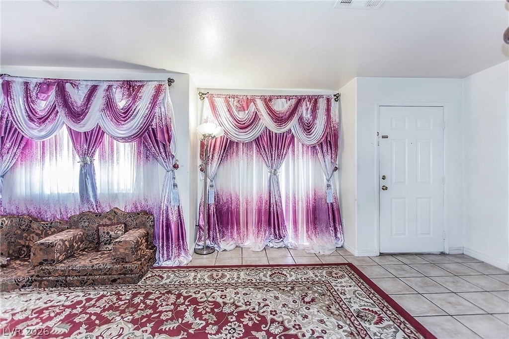5237 Steinbrenner Lane - Photo 4