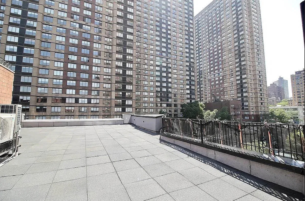 2nd Avenue & East 96th Street  - Photo 12