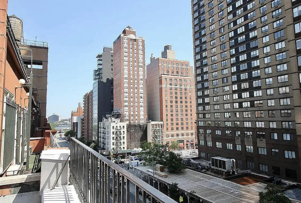 2nd Avenue & East 96th Street  - Photo 13