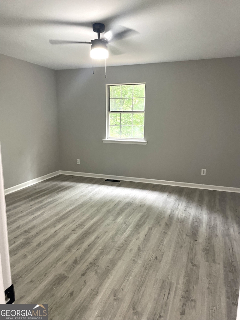 5019 Peach Mountain Circle - Photo 11
