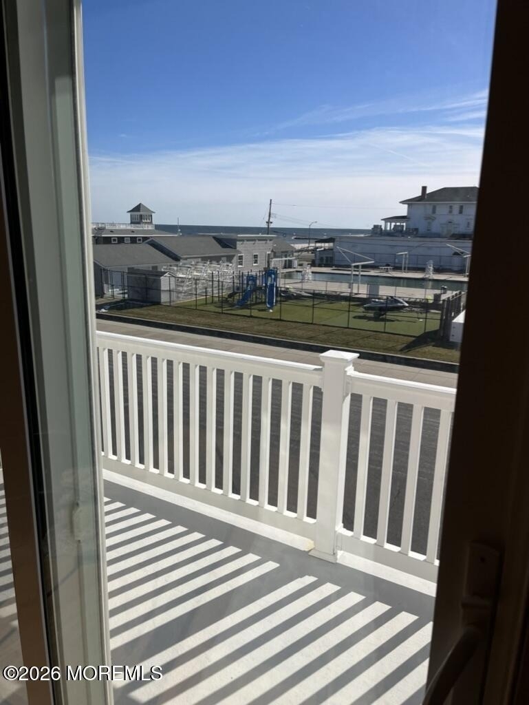 709 Ocean Avenue N - Photo 3