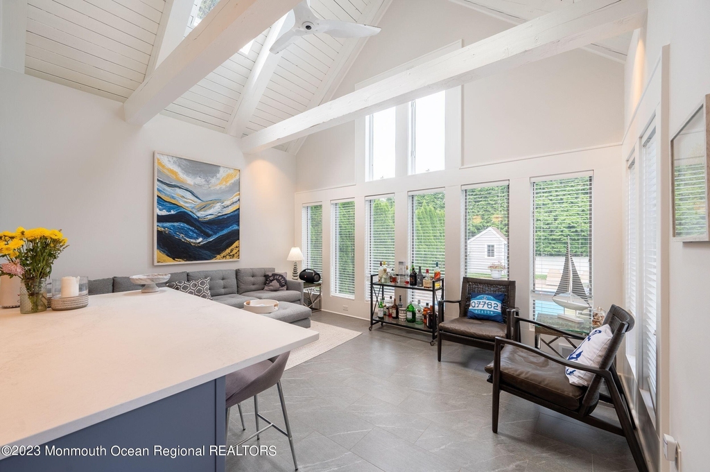623 Brooklyn Boulevard - Photo 20