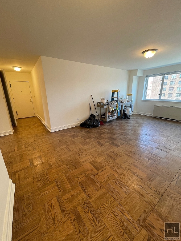 East 71st Street - Photo 1