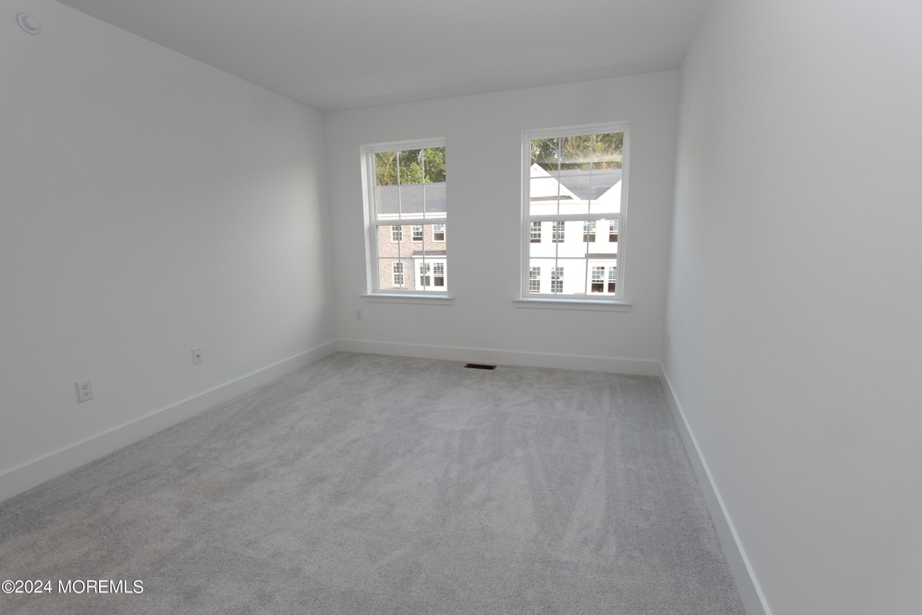 35 Crimson Drive - Photo 2