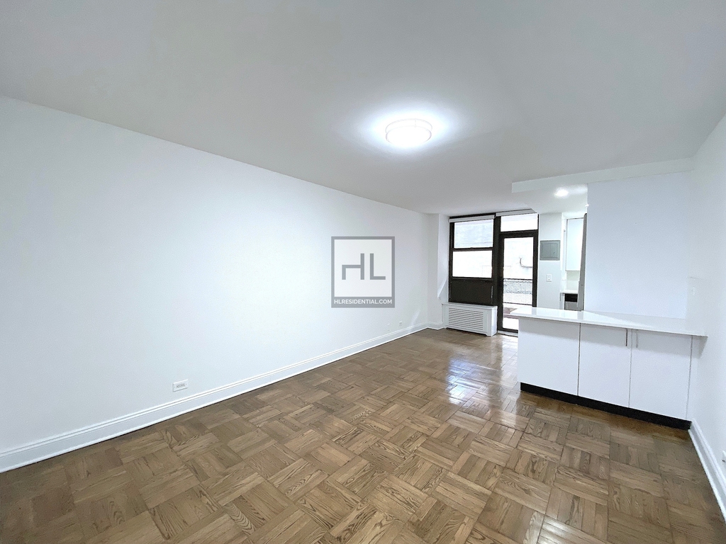 East 35th Street - Photo 0