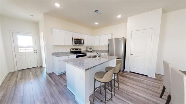 2207 Pioneer Drive - Photo 2