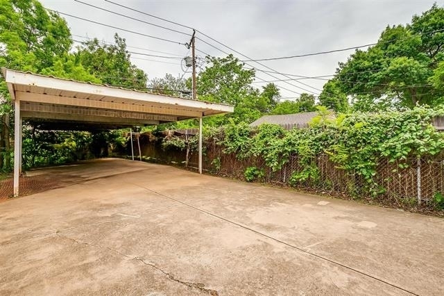 3217 Lubbock Avenue - Photo 24