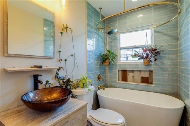 10518 Desdemona Drive - Photo 5