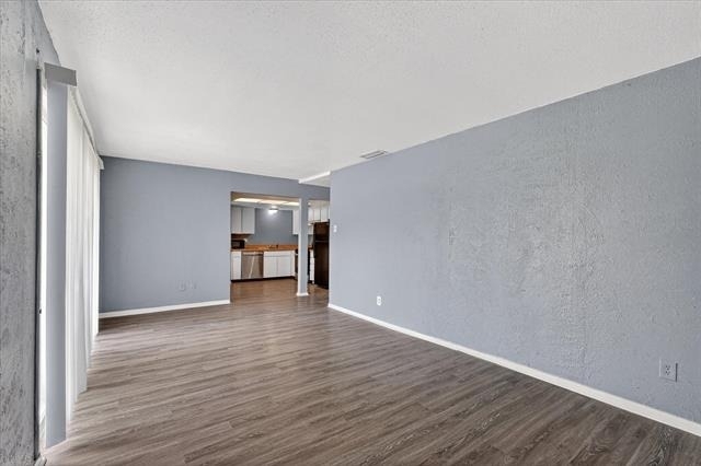 1406 Yukon Drive - Photo 7