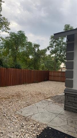 306 Broadmoor - Photo 3