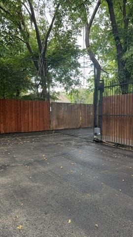 306 Broadmoor - Photo 11