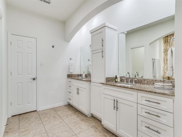 7110 Waterbury Drive - Photo 16