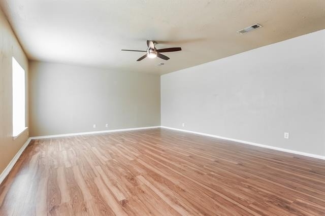 701 E Mission Street - Photo 2