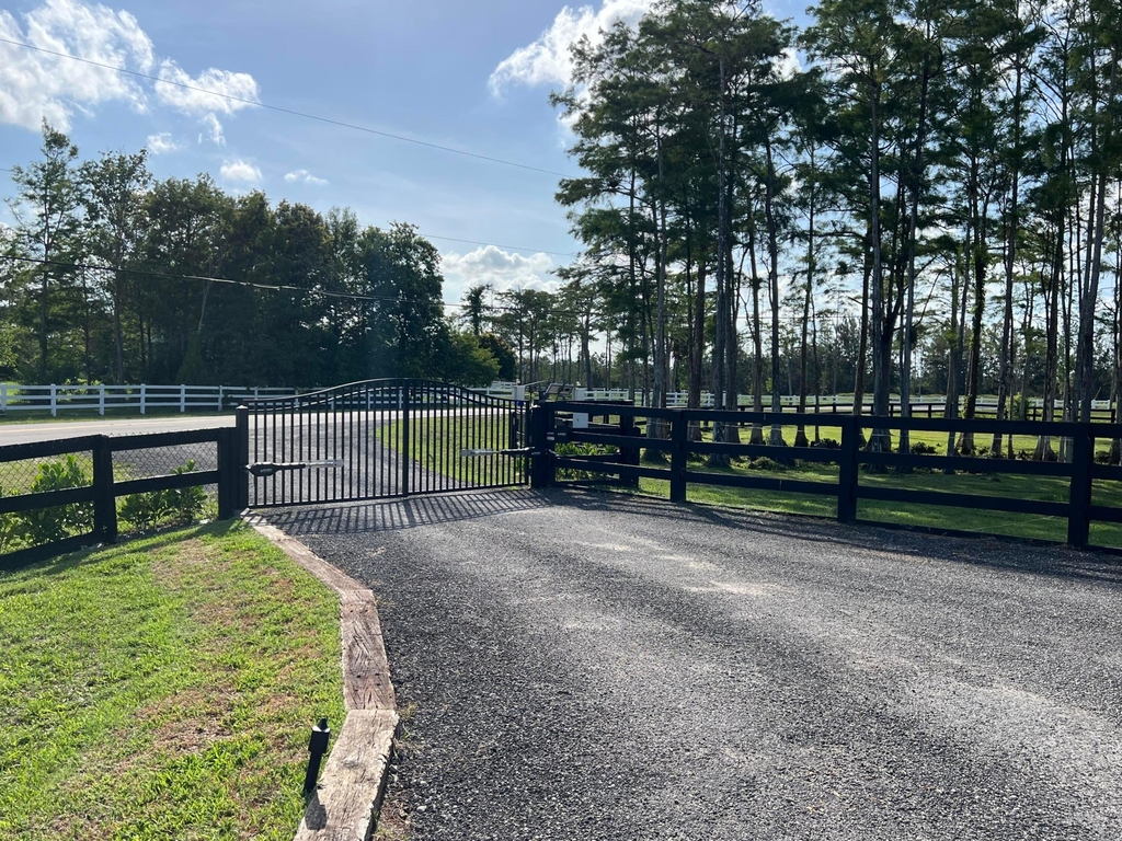 6600 Duckweed Road - Photo 2