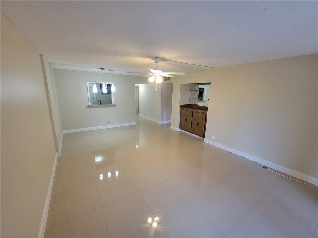 404 Nw 68th Avenue - Photo 2