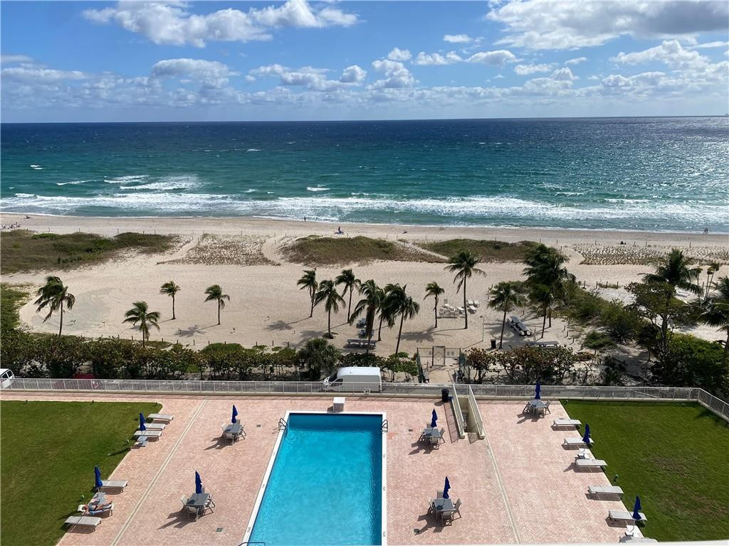 750 N Ocean Boulevard - Photo 0