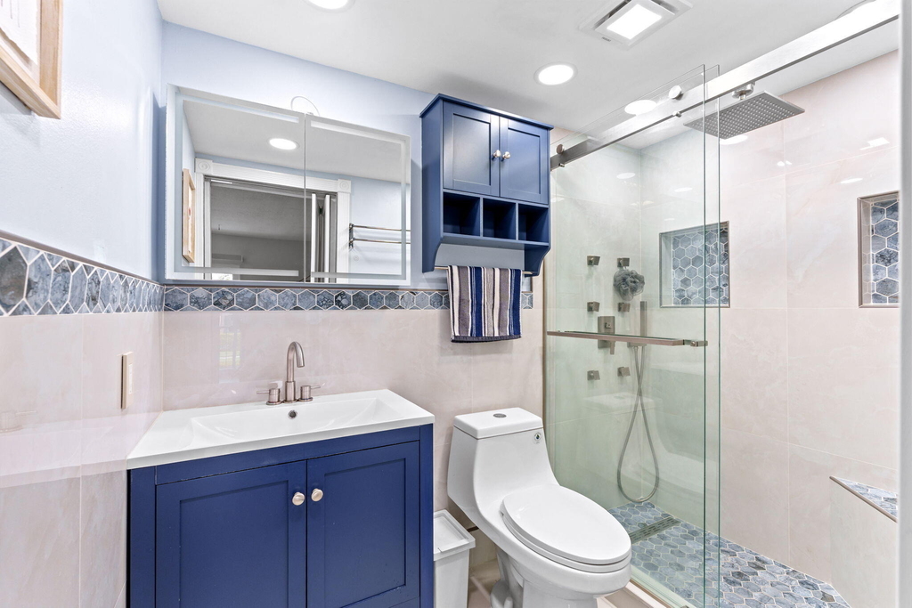 9050 Nw 28th Street - Photo 5