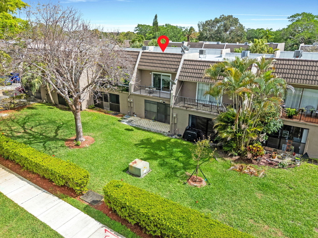 9050 Nw 28th Street - Photo 27