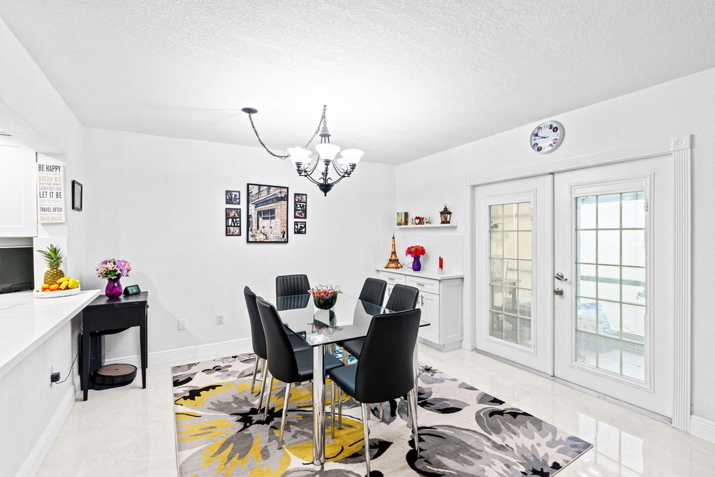 9050 Nw 28th Street - Photo 12