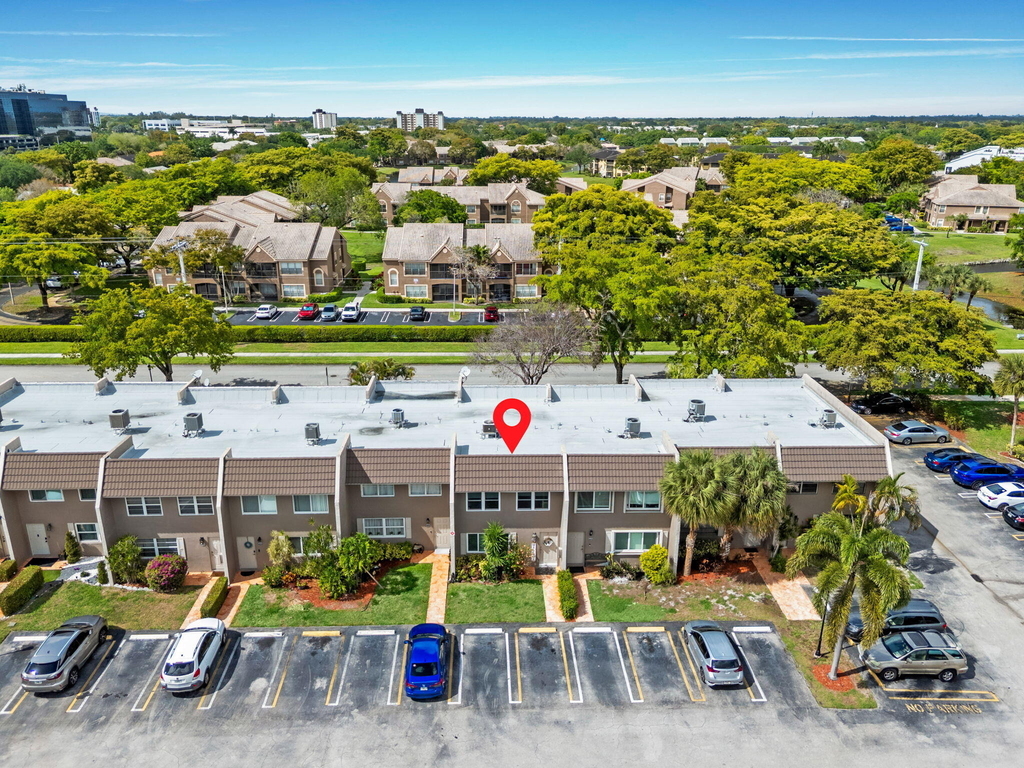 9050 Nw 28th Street - Photo 28