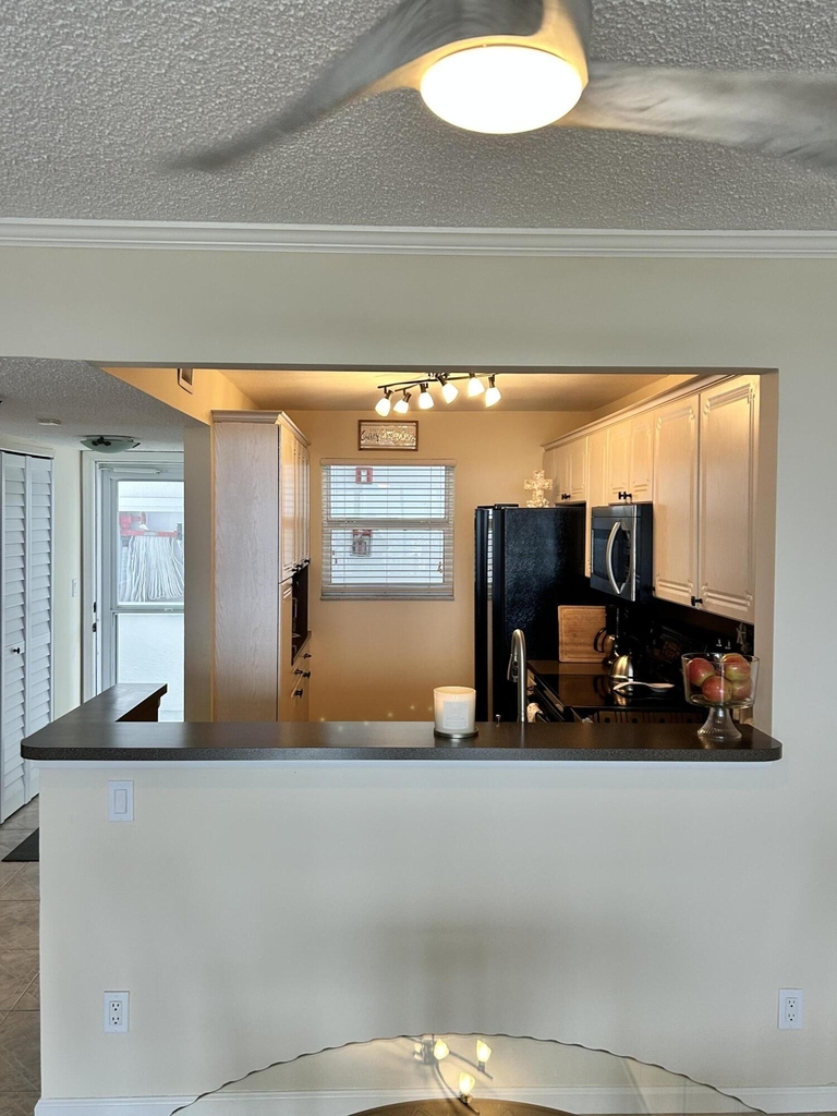 1391 S Ocean Boulevard - Photo 4