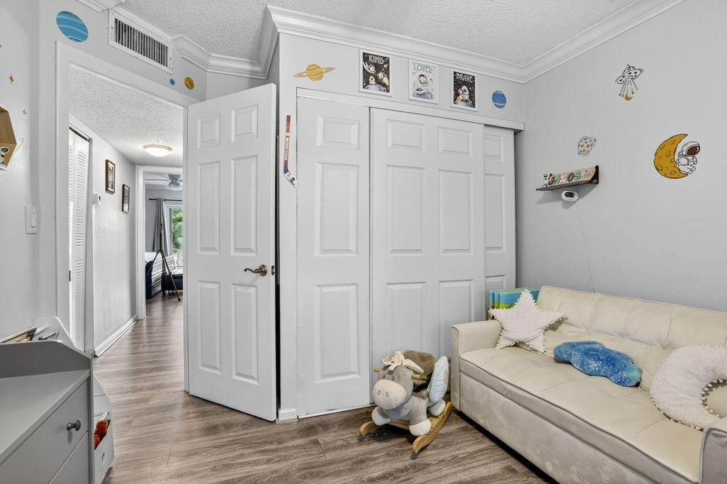 9050 Nw 28th Street - Photo 15