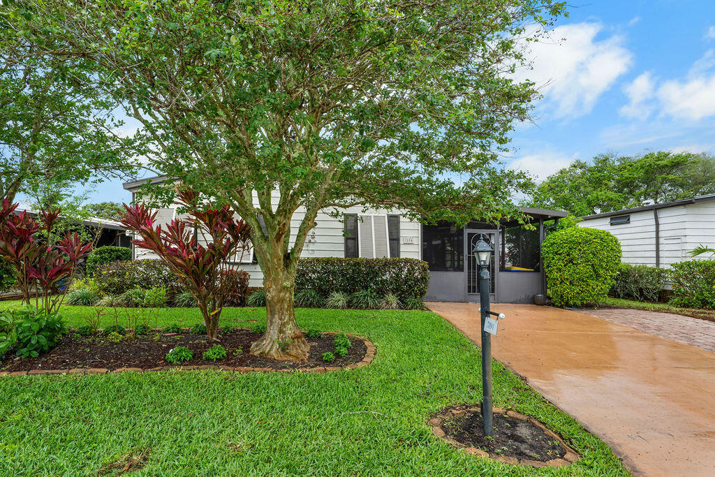 7894 Se Saratoga Drive E - Photo 1