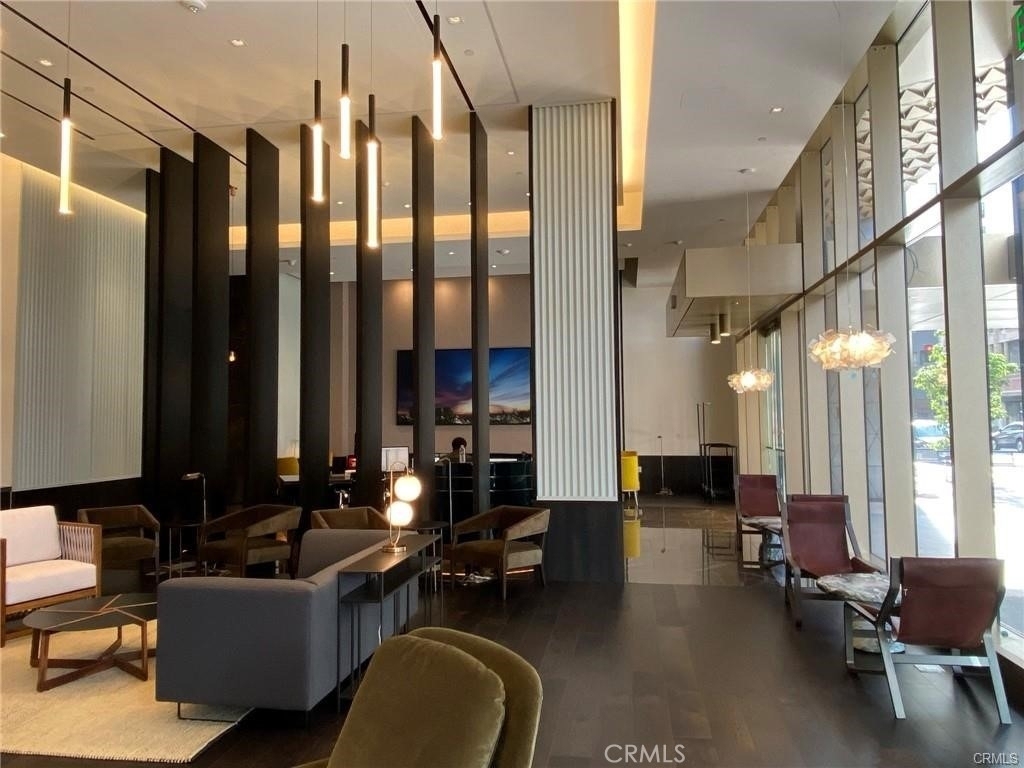 400 S Broadway - Photo 13