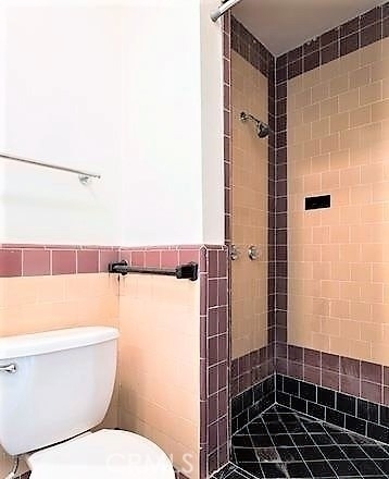 223 1/2 S Gale Drive - Photo 28