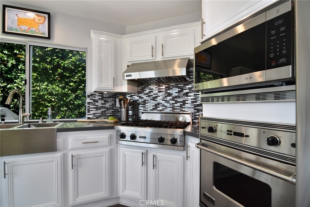 24574 Overland - Photo 12
