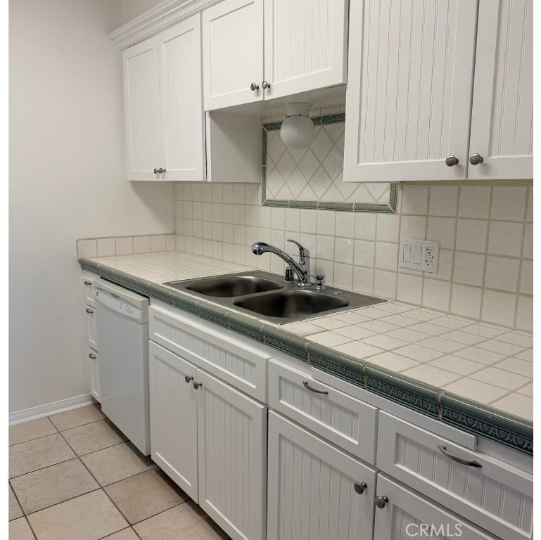 15344 Weddington Street - Photo 11