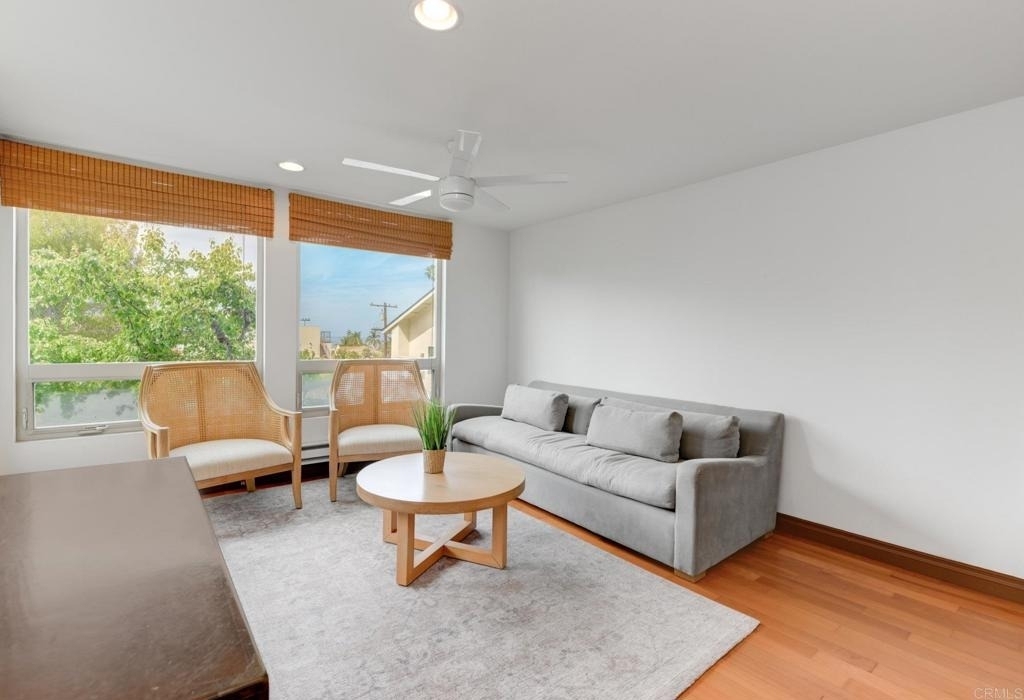 935 Genter Street - Photo 2