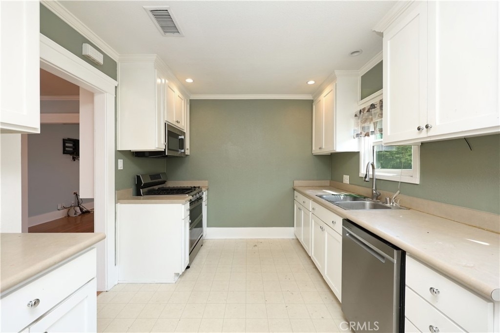 821 N Atlantic - Photo 9