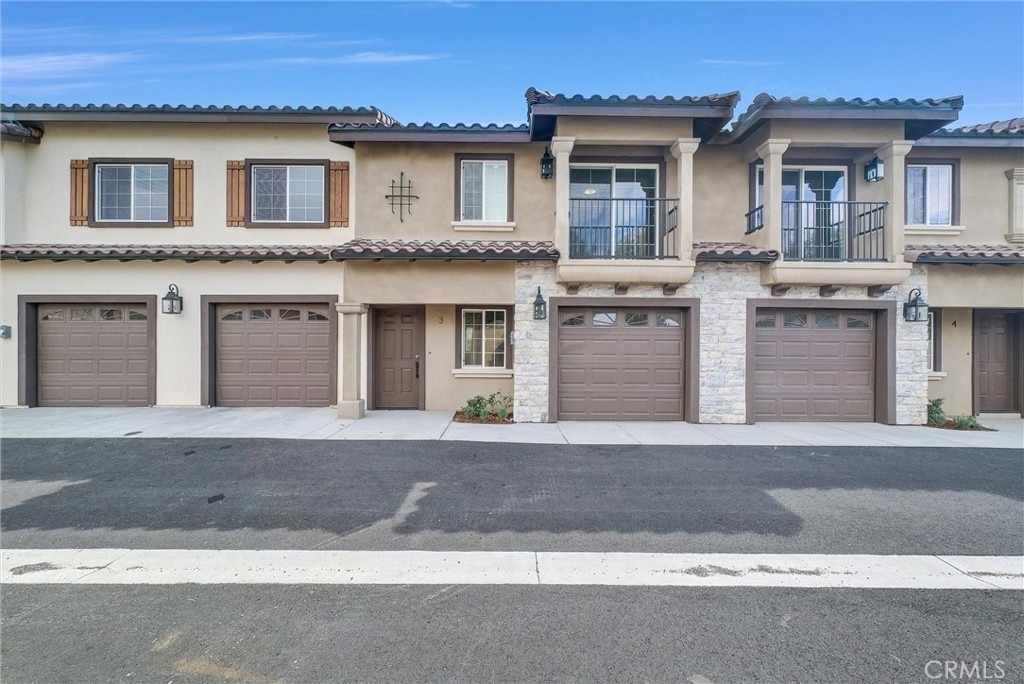 16385 Valencia Avenue - Photo 1