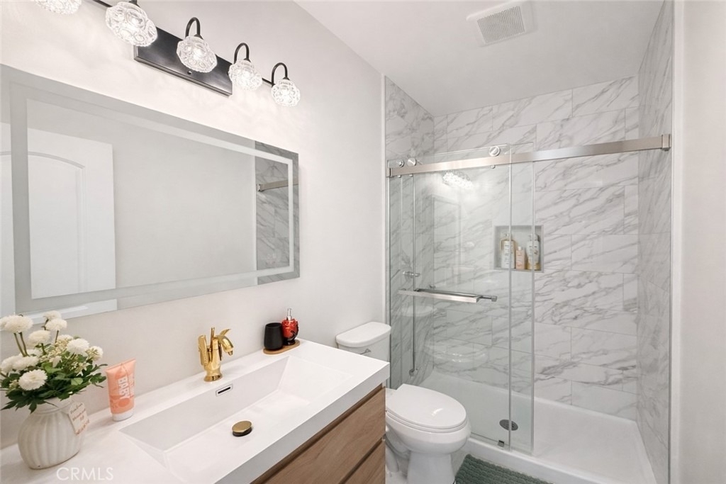 559 E Juanita Avenue - Photo 6