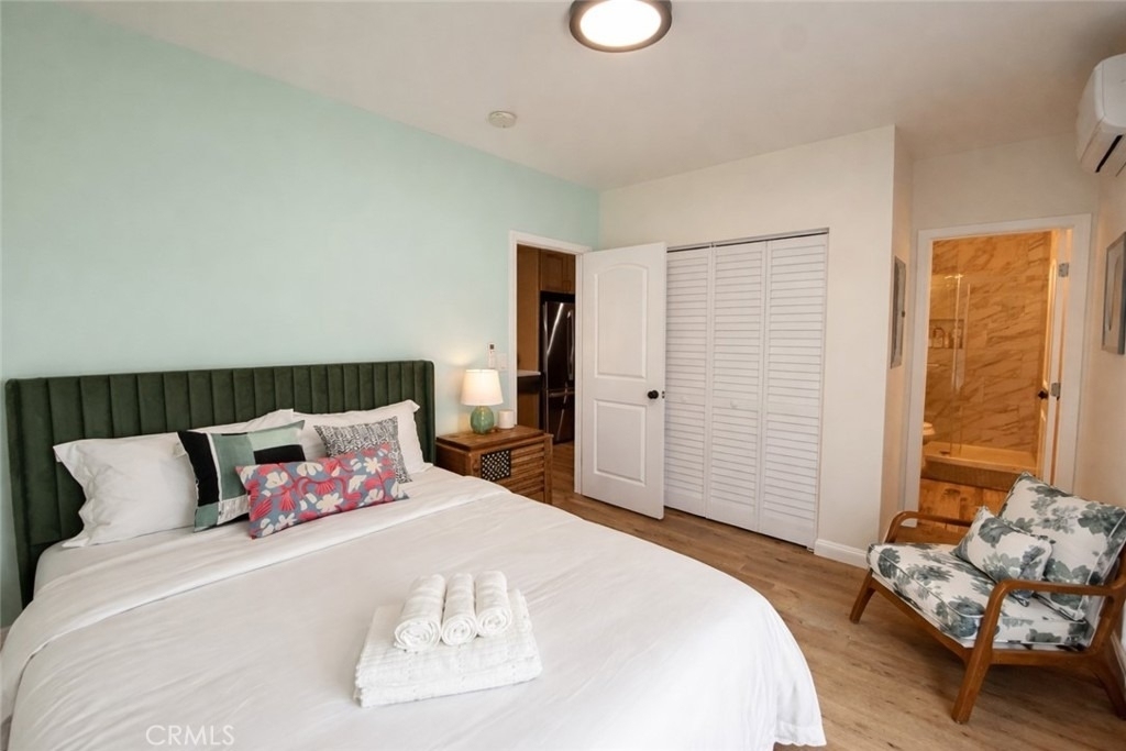 559 E Juanita Avenue - Photo 9