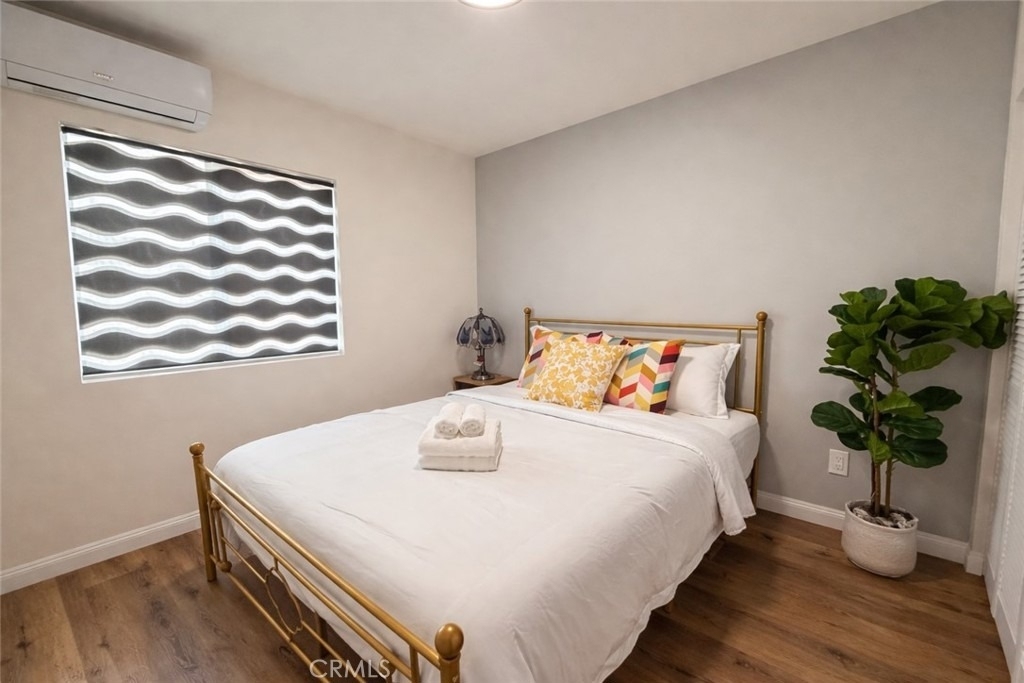 559 E Juanita Avenue - Photo 7