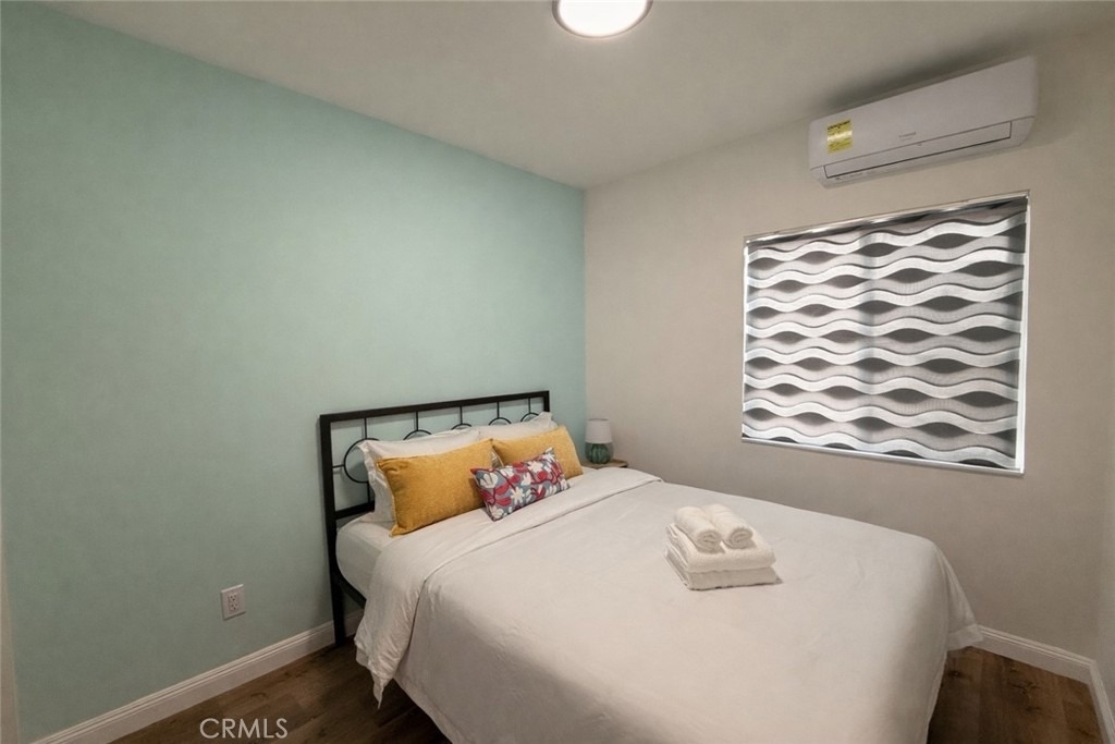 559 E Juanita Avenue - Photo 11