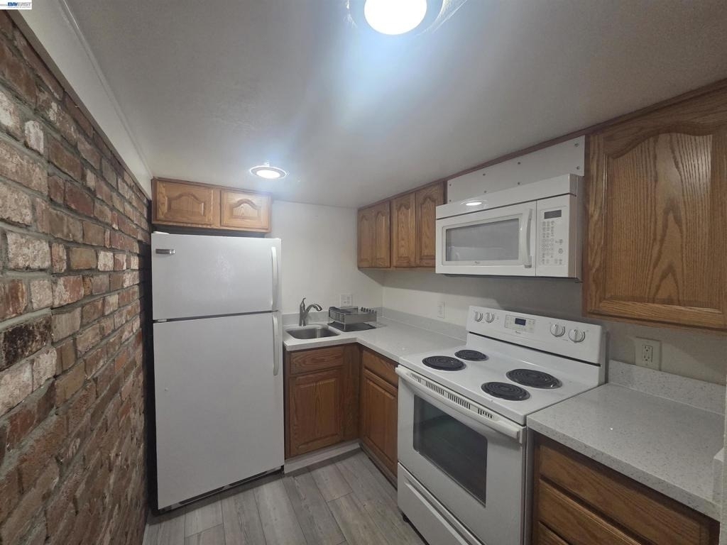 3851 Vineyard Ave - Photo 4