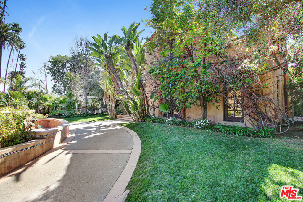725 N Foothill Road - Photo 6