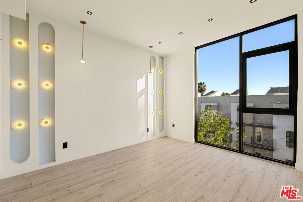 1021 N Ogden Drive - Photo 9