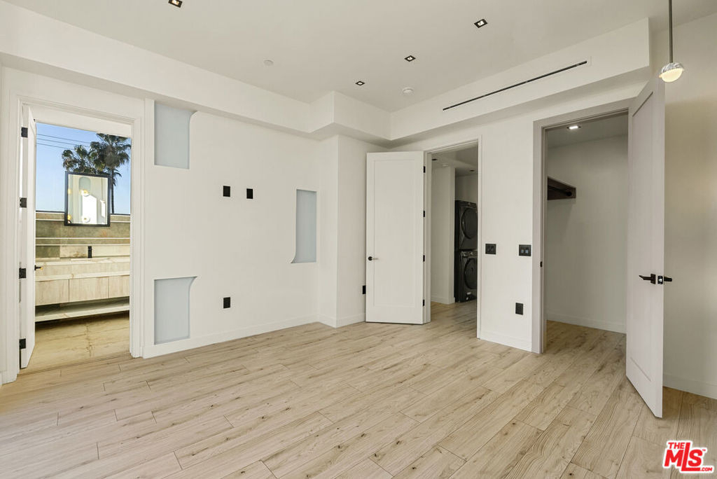 1021 N Ogden Drive - Photo 10