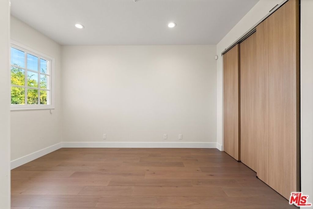 18500 Saint Moritz Drive - Photo 35